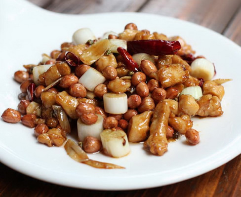 简单易做的宫保肉丁，你学会了吗？