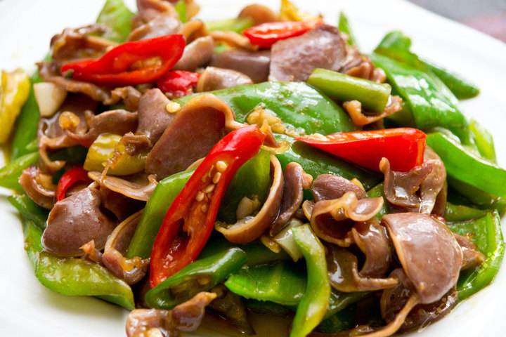 爆炒鸡胗有很高的食疗价值