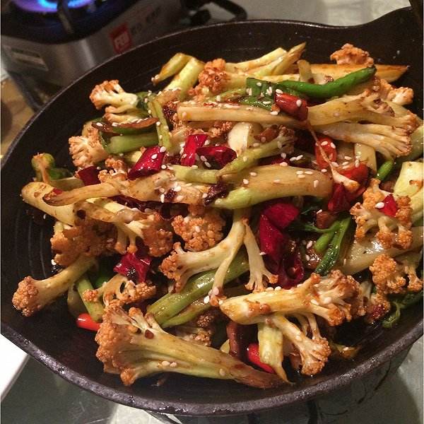 款式多样而且美味的干锅菜花的做法大全你了解吗