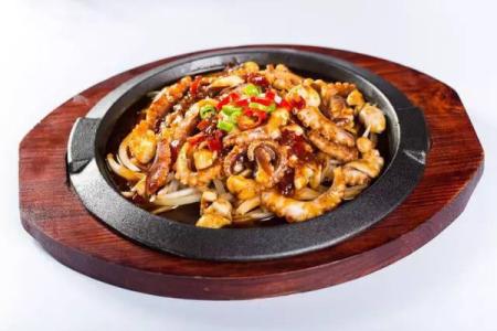 常见的八爪鱼的做法 这样做味道很鲜美