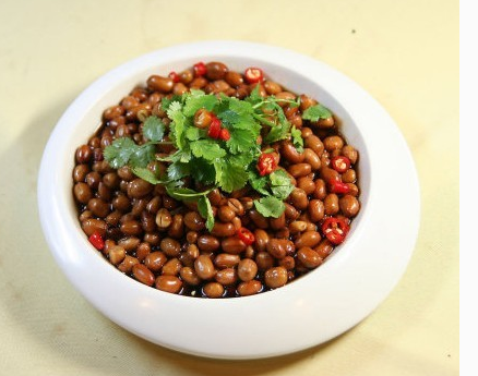 老醋花生做法  一道倍受青睐的家常菜