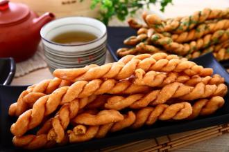 炸麻花的做法 小时候的味道