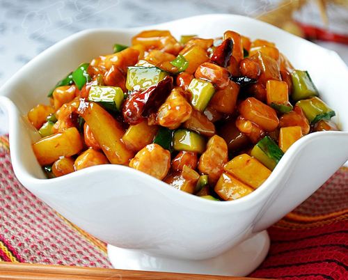 简单易做的宫保肉丁，你学会了吗？