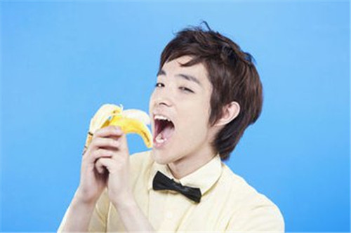 男生瘦腿的最快方法 快点学起来