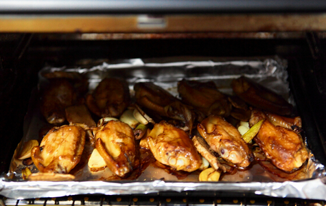 烤箱烤鸡翅  香喷喷的烤鸡翅原来是这样制作的