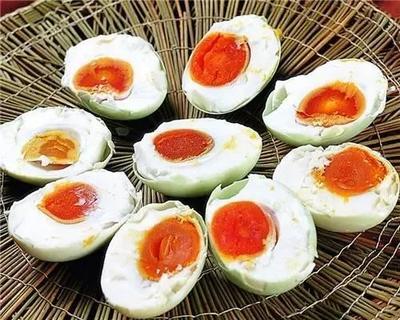 咸鸡蛋的腌制方法