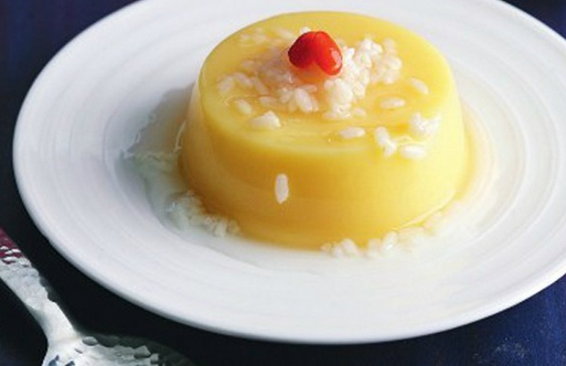 鸡蛋布丁的做法  学学怎么做吃不腻的鸡蛋布丁