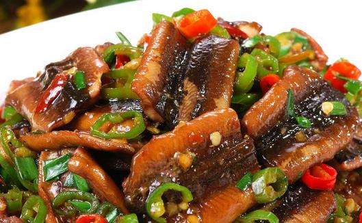 红烧鳝鱼的做法 皮皮鳝就是这么烧的