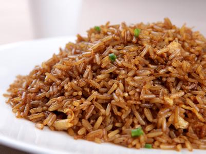 酱油炒饭 这样炒好吃忘不了