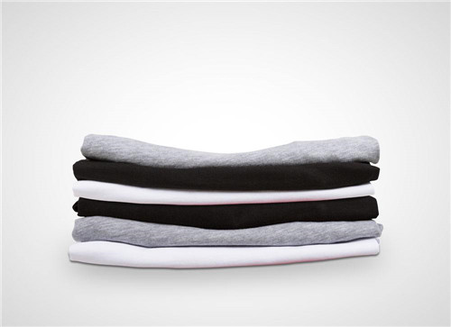 怎样快速叠t恤 3个方法教你瞬间叠好