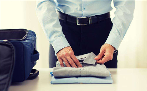 两种衬衣的叠法 看一遍就会的懒人叠法