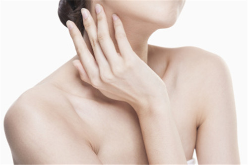 落枕的治疗方法 摆脱烦恼很简单