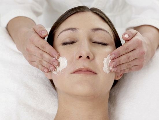 怎么去死皮让肌肤变得更加细嫩