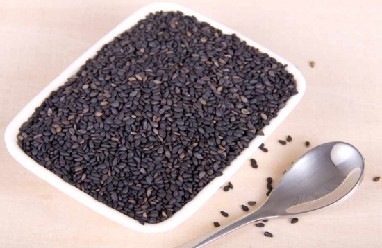 秋冬染烫头发护理 怎样烫后修复才有效