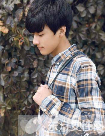 7款适合高中生男生发型推荐 时尚阳光显气质感