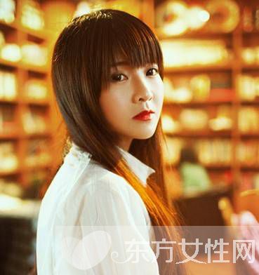 6款圆脸直发发型图片 为你塑造完美锥子脸