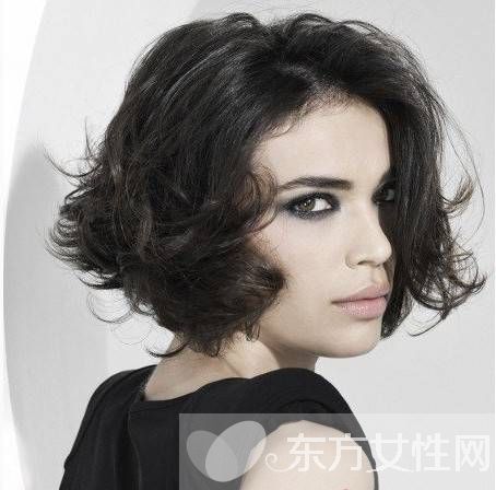 卷发棒怎么用 两款卷发教程为你打造甜美短卷发