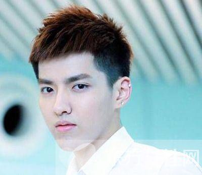 5款韩式男士发型 让你男士气概十足