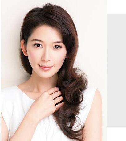 花样姐姐林志玲发型盘点 优美气质演绎柔情妩媚