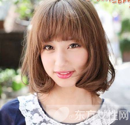 圆脸烫什么发型好看 5款中长发烫发显瘦又甜美