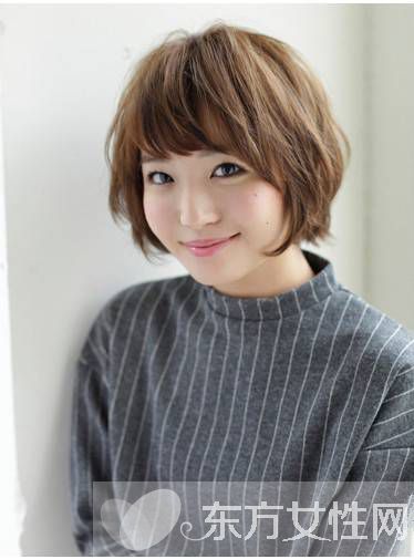 4款时尚短发发型 让你充满少女风的味道