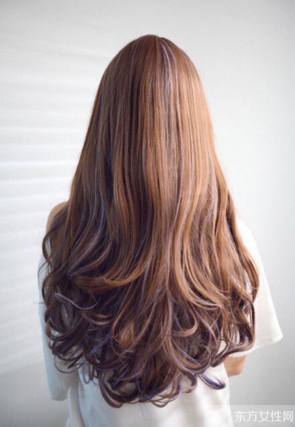 六款流行气质卷发 让你秒变女神