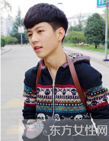 7款适合高中生男生发型推荐 时尚阳光显气质感