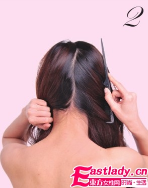 时尚麻花辫的编法 让麻花辫融合时尚气息