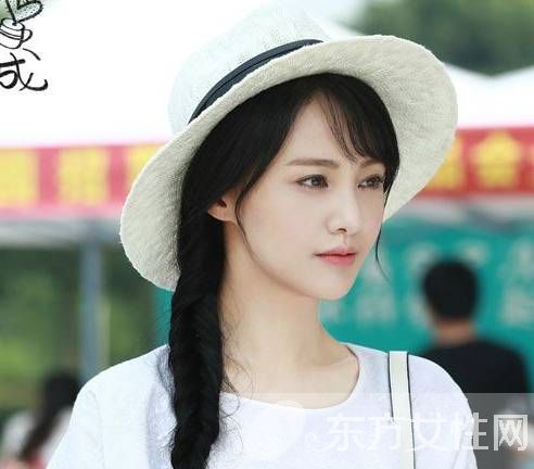 郑爽完美演绎长短发发型 哪种风格更能打动你呢