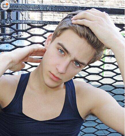 英伦风欧美男生定位烫 发型图片介绍