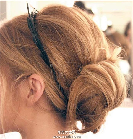 跟当红明星学绑及肩短发 变身率性女神