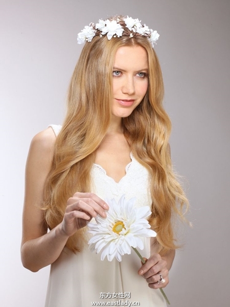 春暖花开 春季花朵新娘发型
