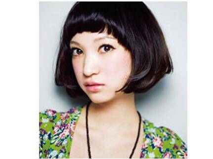 早春9款适合圆脸的短发发型推荐