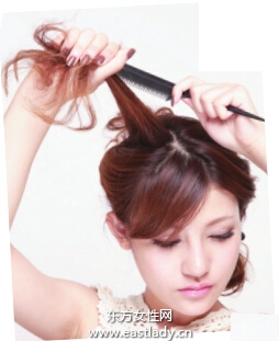 局部旋拧高盘发 减新淡雅减龄发型