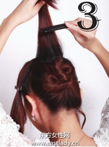 立体感圆润盘发发型复古贵族气