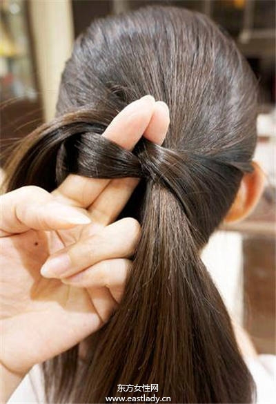 快速绑发 10种超自然清新马尾编发教程图解