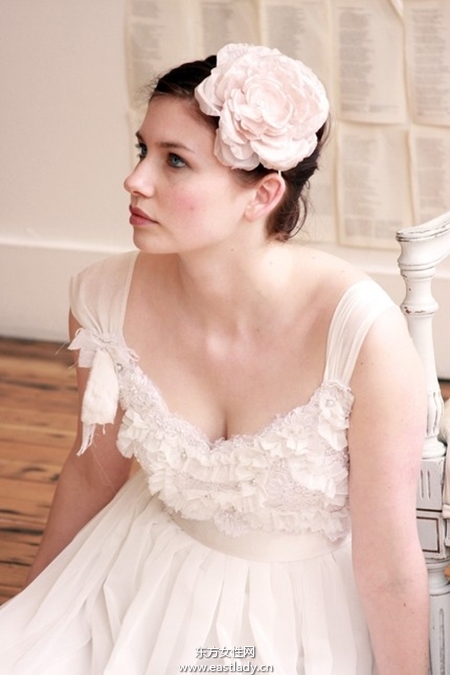 春暖花开 春季花朵新娘发型