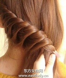 长发变编发打造时尚发型