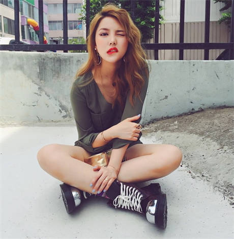 You Must Know 今年发型大势蓬松刘海