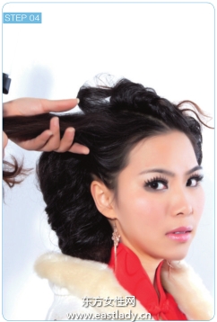 波浪刘海营造复古味道