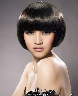 头发按摩使发质生机勃勃