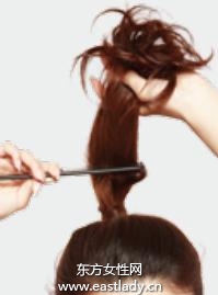 2013最新蓬松高盘发造型 给人潇洒不拘一格之感