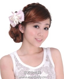 日式三股辫简单清爽气质好