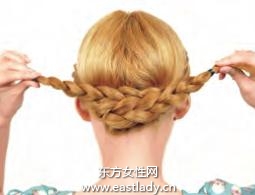 2013今年最流行的发型清爽辫盘发发型