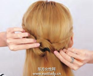 可爱加股辫成就淑女风