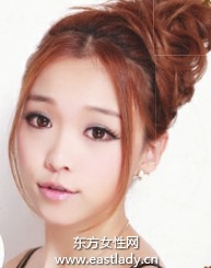 适合圆脸MM的中分刘海盘发发型设计