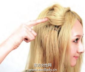 2013最新发型之花式拧发发型