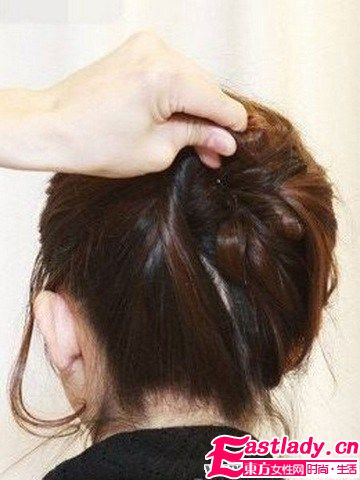 【盘发图解】十分钟搞定甜美韩式盘发造型