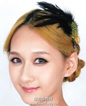 长发发型打造麻花辫使人更年轻