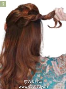 俏丽复古小发髻 散发出无限优雅气息